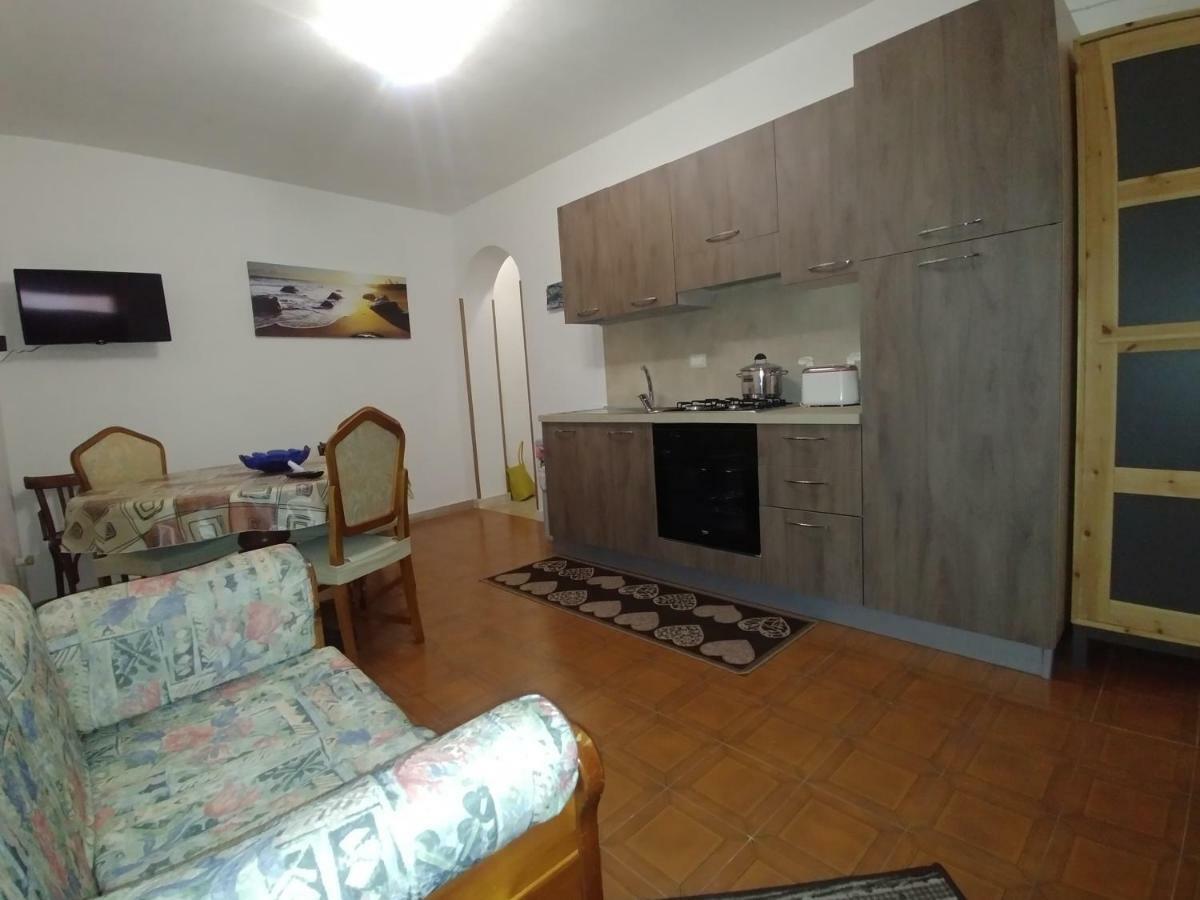 La Casa Di Angelo Hotell Bosa Eksteriør bilde